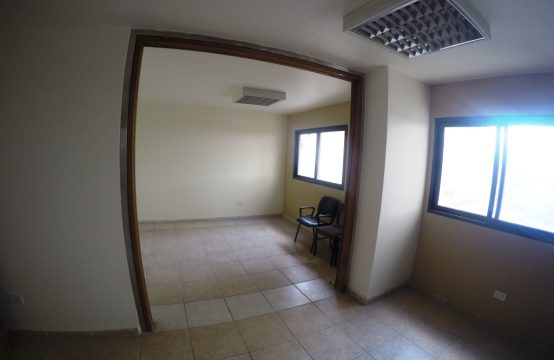 Office for rent in Antelias FC8068
