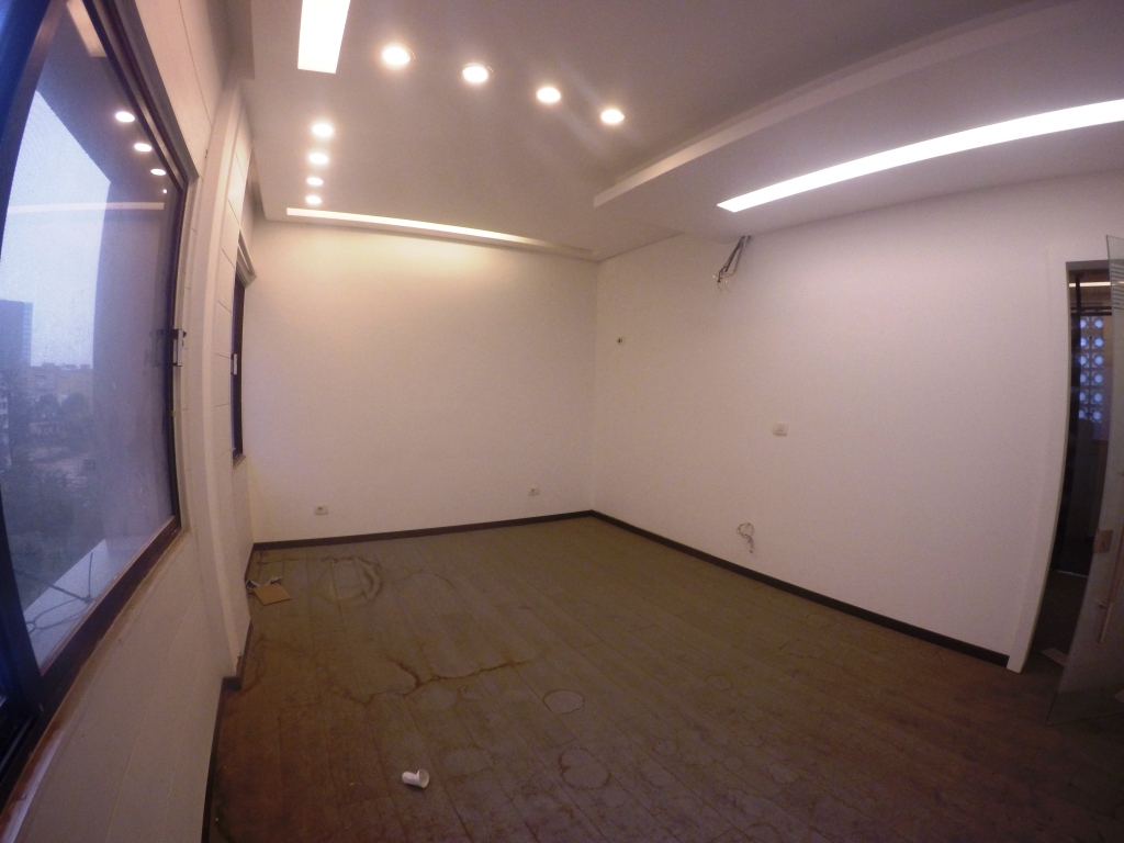 Office for rent in Antelias FC8183