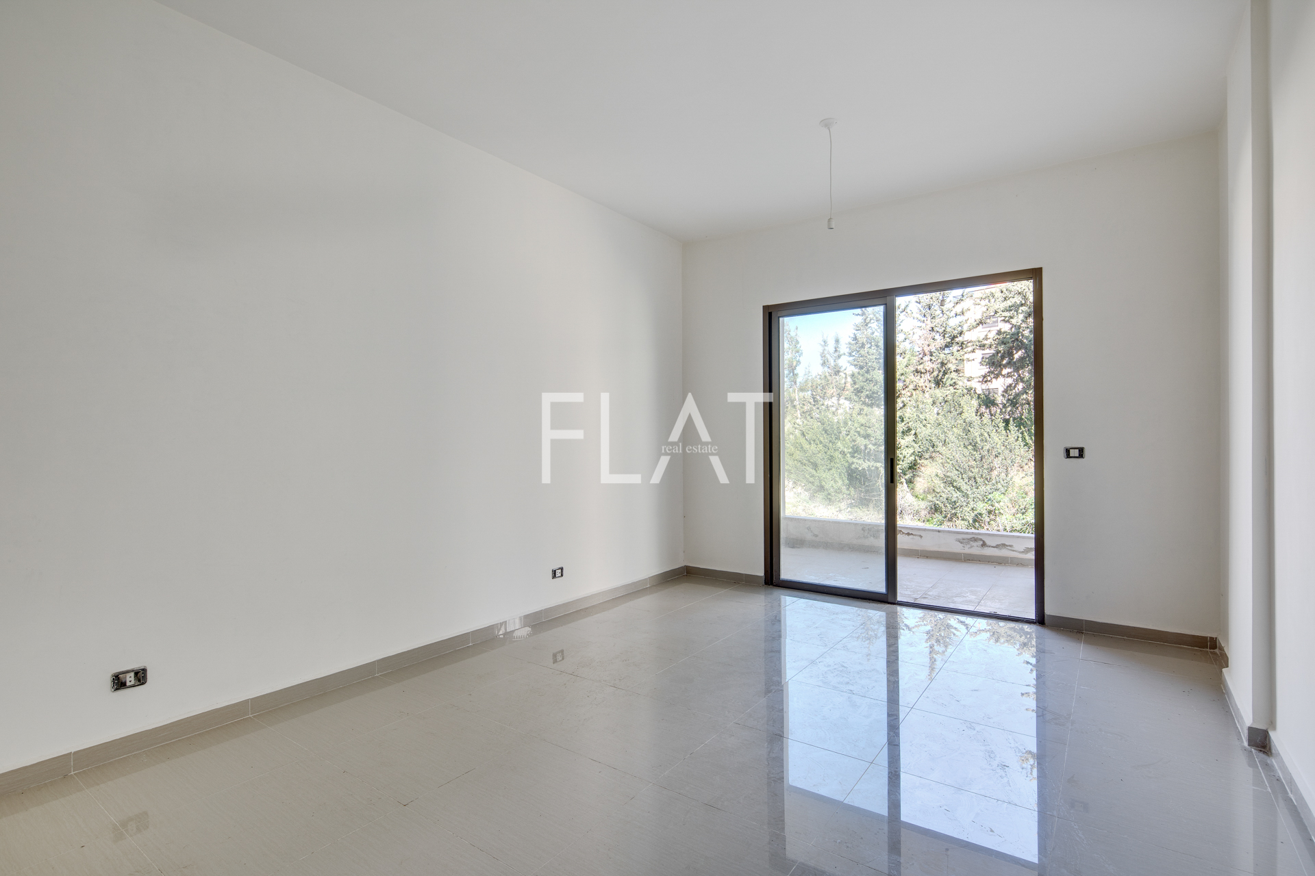 Apartment for Sale in Blat &#8211; FC2395