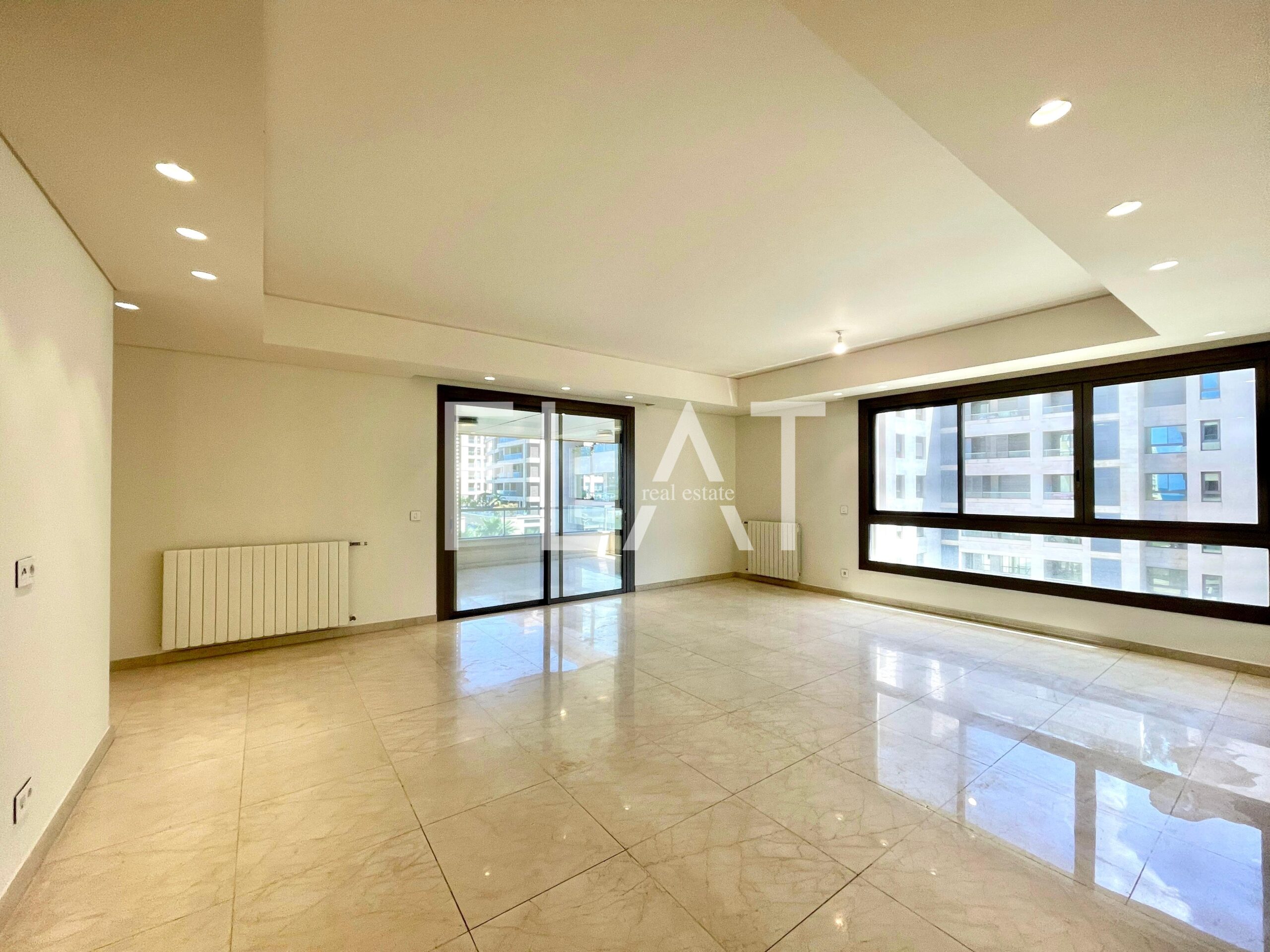 Apartment for Rent in Waterfront with open view