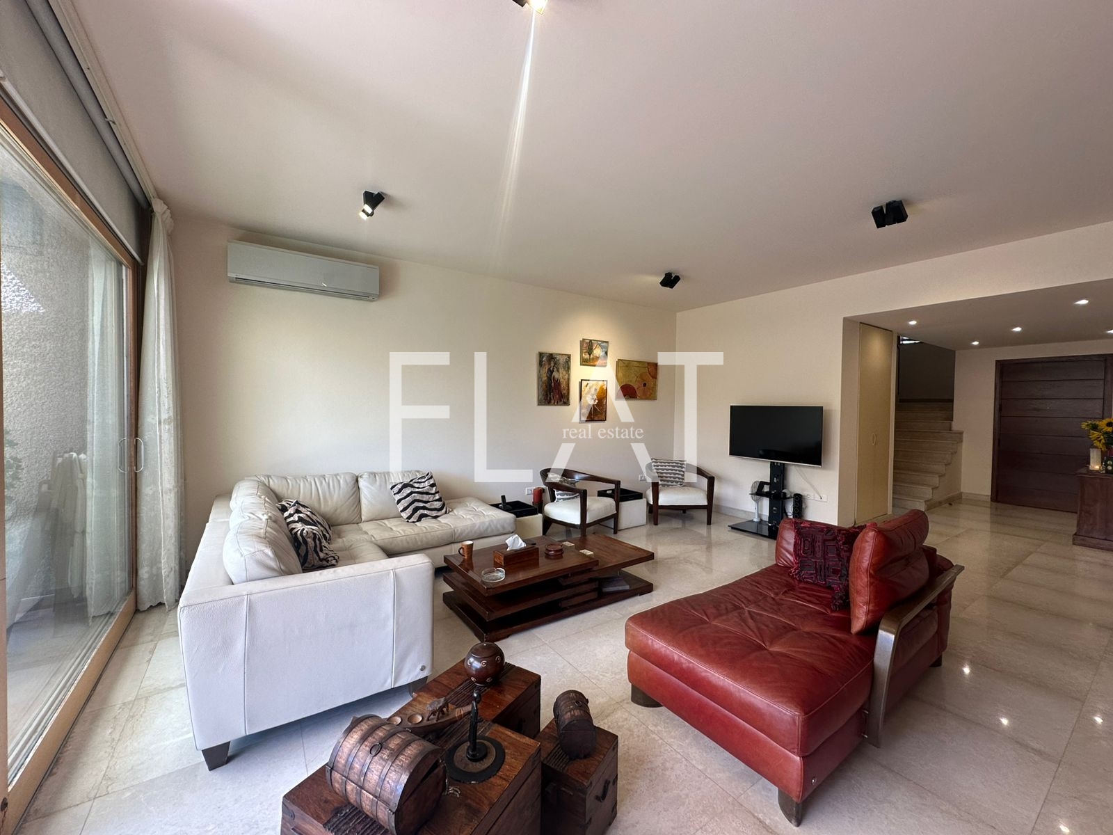 Villa with Panoramic View for Sale in Al Ouyoun, Baabdate   